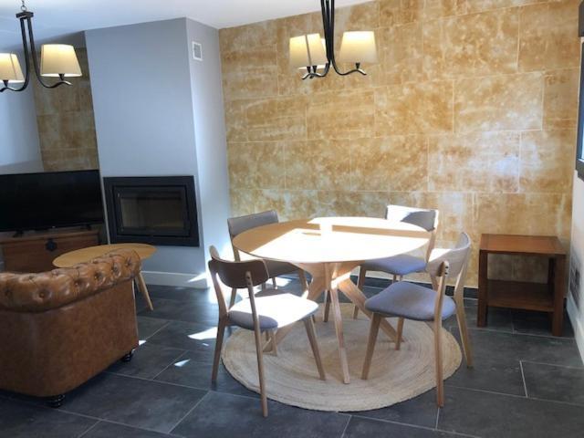 Apartamento Luxury Mestas 2 Las Mestas Bagian luar foto