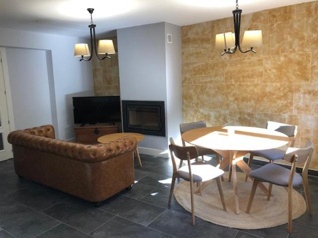 Apartamento Luxury Mestas 2 Las Mestas Bagian luar foto