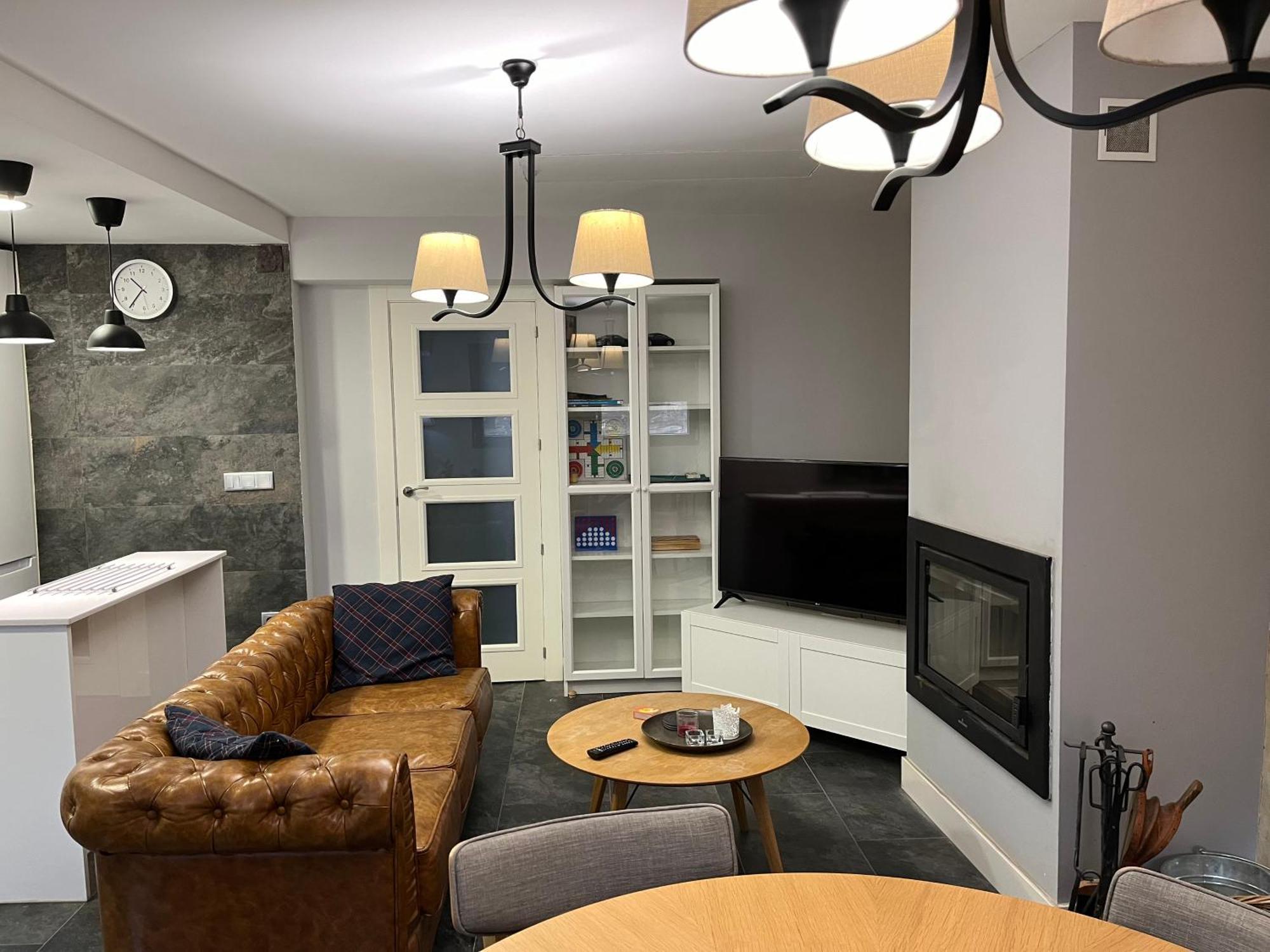 Apartamento Luxury Mestas 2 Las Mestas Bagian luar foto